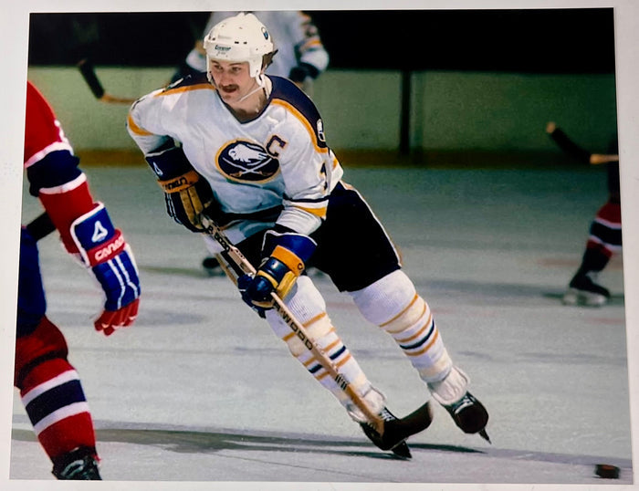 Gilbert Perreault Unsigned Skating in White vs. Canadiens Photo