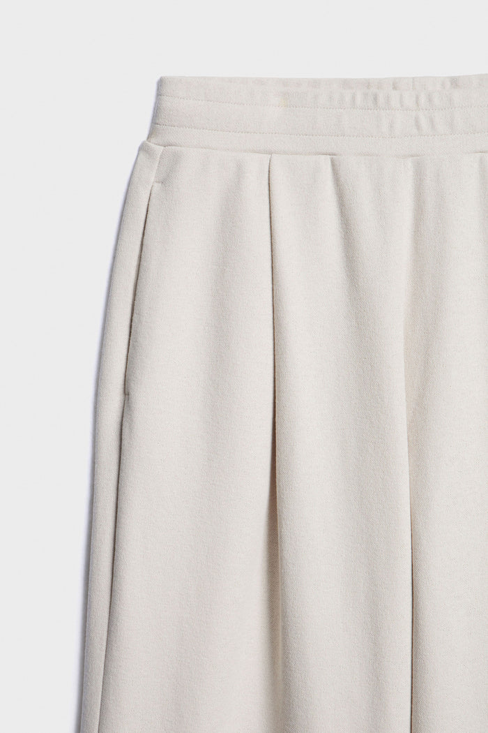 POWDER BEIGE
