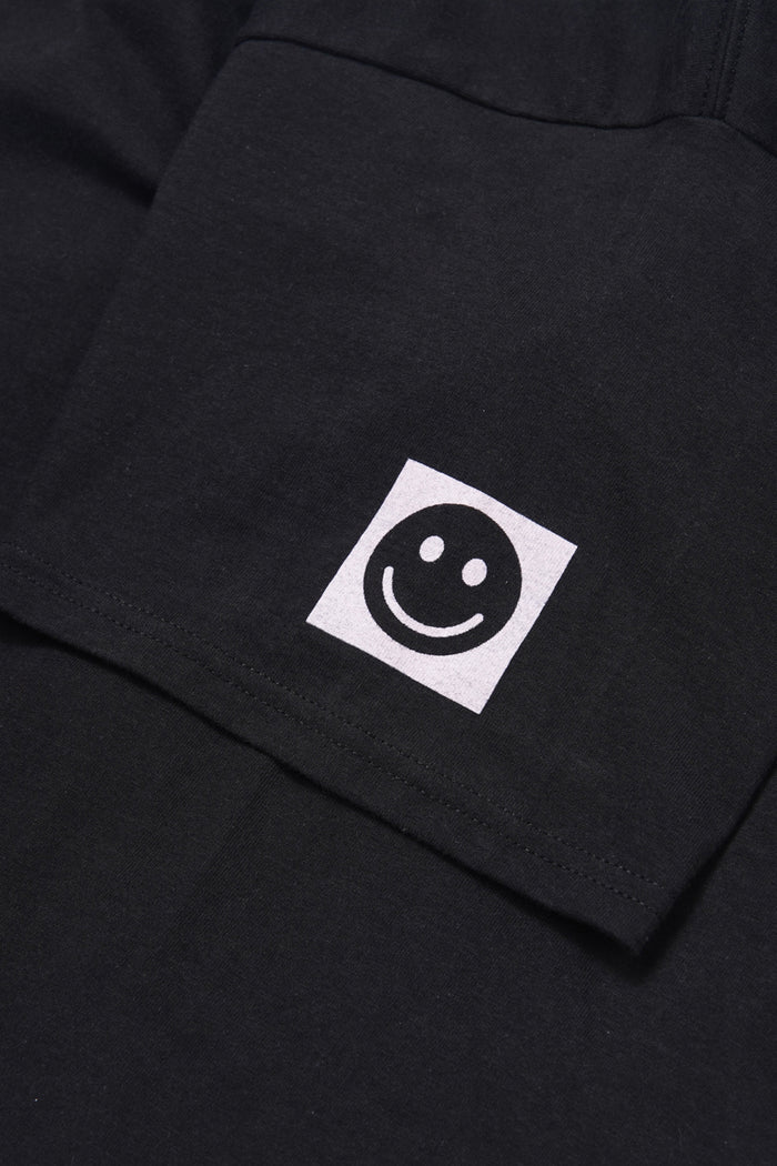 MIYA FOLICK BLACK LOGO TEE