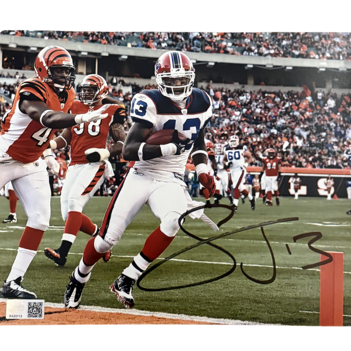 Stevie Johnson Signed Running with Ball vs Bengals Signed 8x10