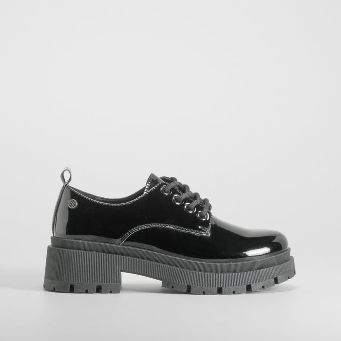 Blucher negro de charol con cordones NYC