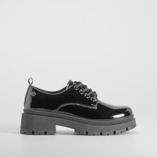 Blucher negro de charol con cordones NYC