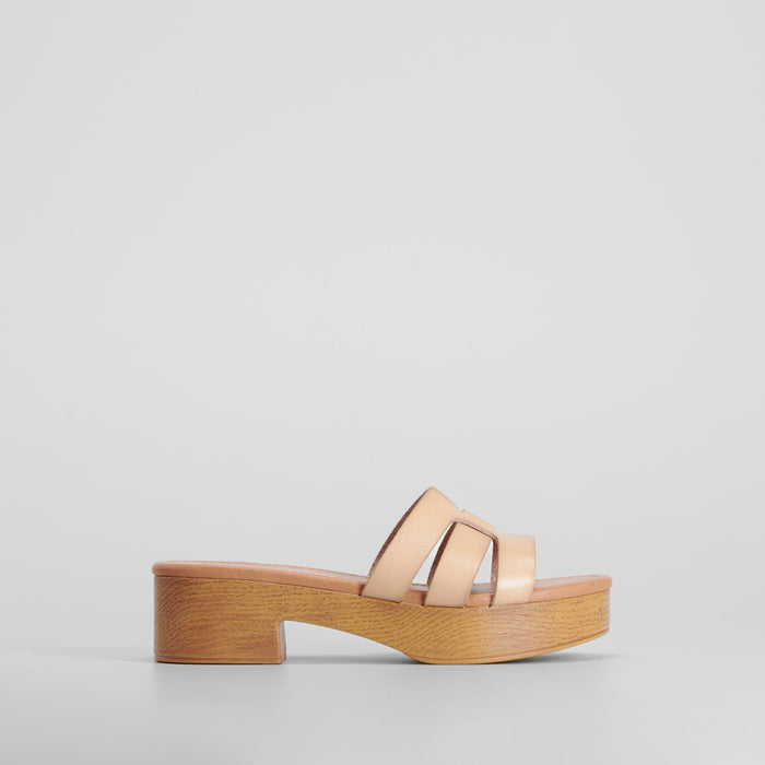 Sandalia tacón beige SENDA ROAD