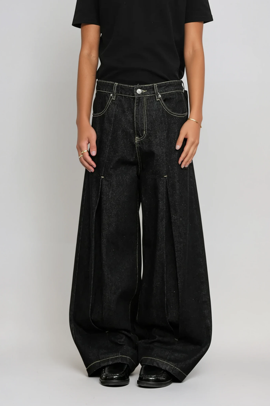 Areli Deconstruct Split Barrel Jeans
