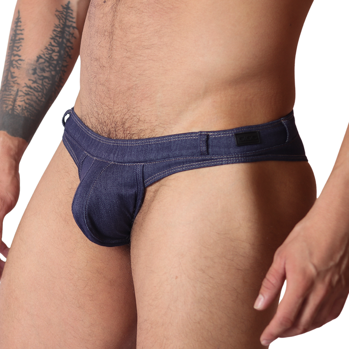 Denim Blue Thong vista frontal de Gigo Underwear