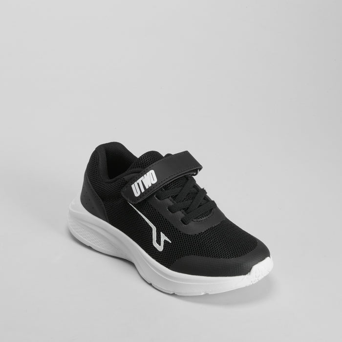 Deportiva con velcro negra UTWO