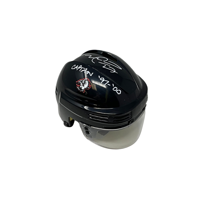 Michael Peca Signed Buffalo Sabres Black Goathead Hockey Mini Helmet with "Captain '97-'00"
