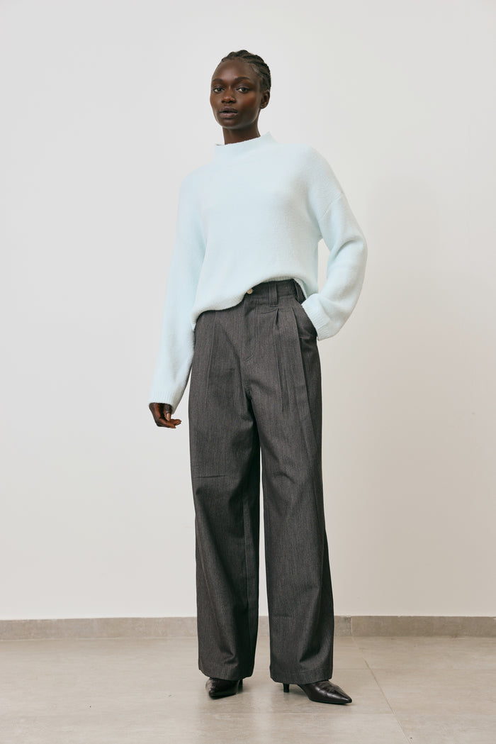 Pleated Wide Leg jeans