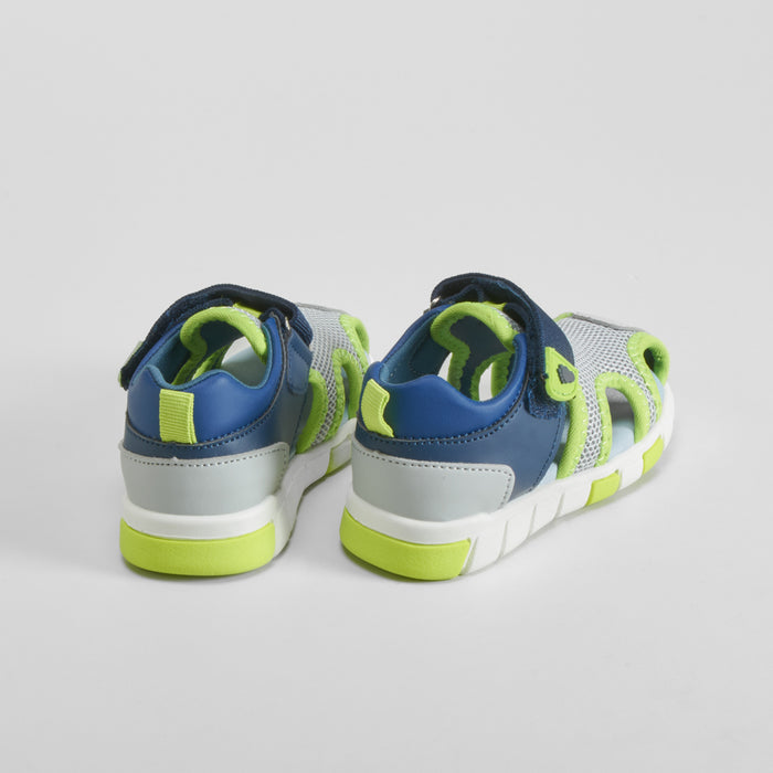Sandalia cerrada bebé mesh gris y amarillo BACHE