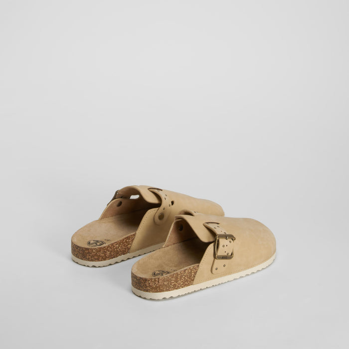 Zueco bio plano hebilla beige NYC